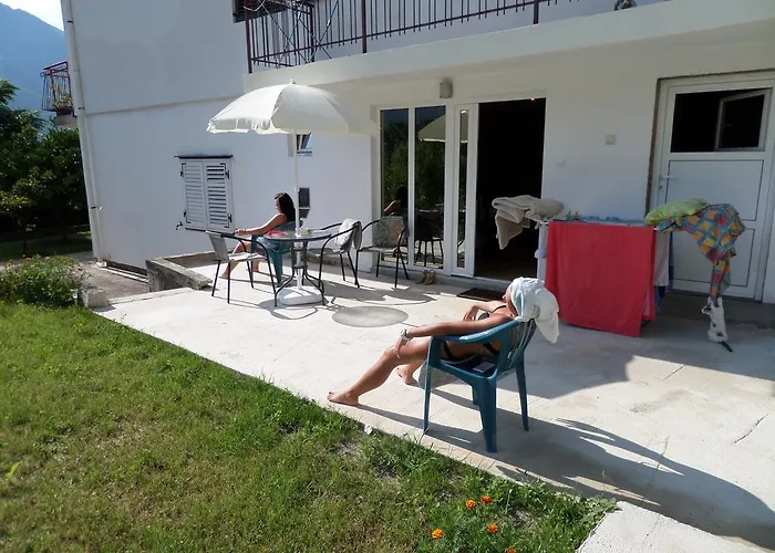Apartments Marina